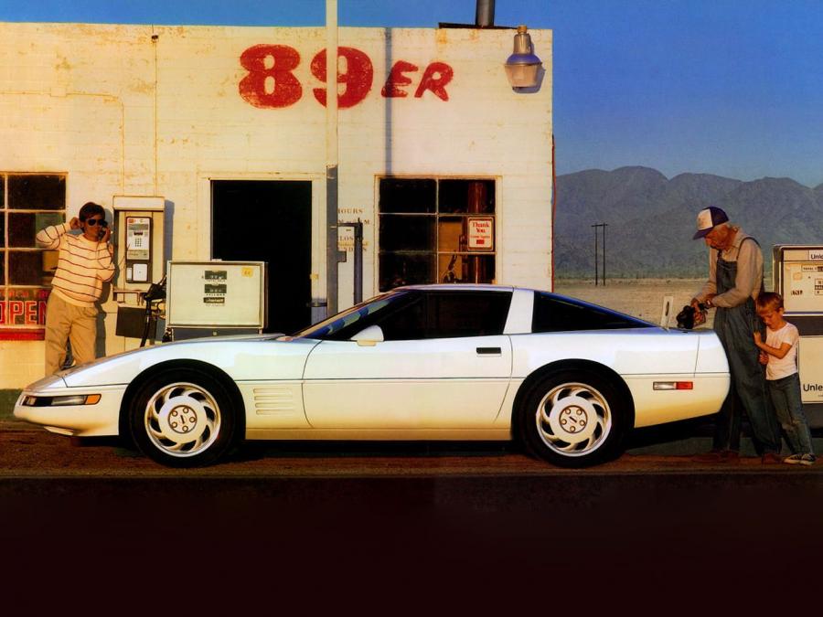  Chevrolet Corvette Coupe 1991 года  (фото 26 из 28)